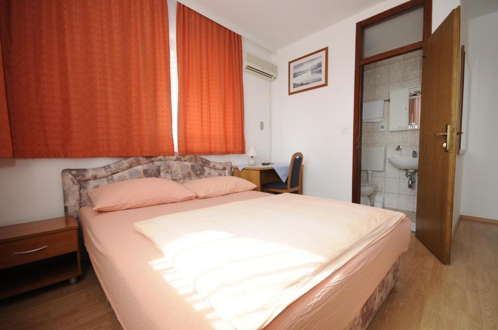 Pansion Antonio Bed & Breakfast Slavonski Brod Bilik gambar