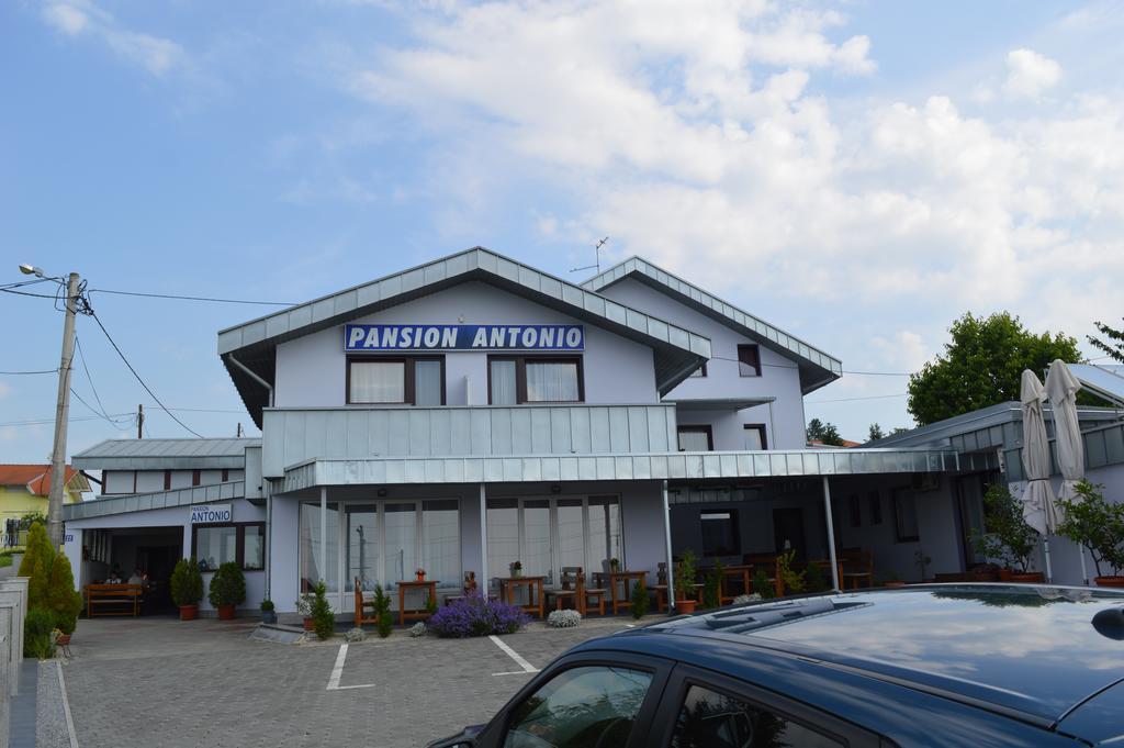 Pansion Antonio Bed & Breakfast Slavonski Brod Luaran gambar