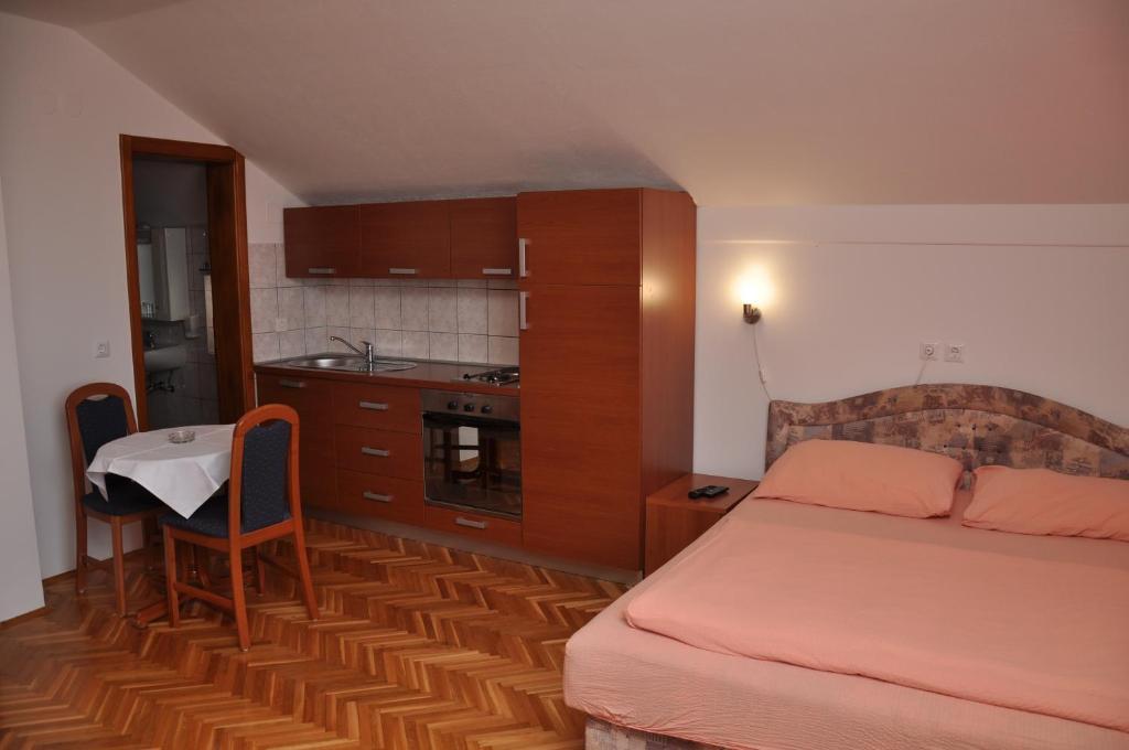 Pansion Antonio Bed & Breakfast Slavonski Brod Luaran gambar