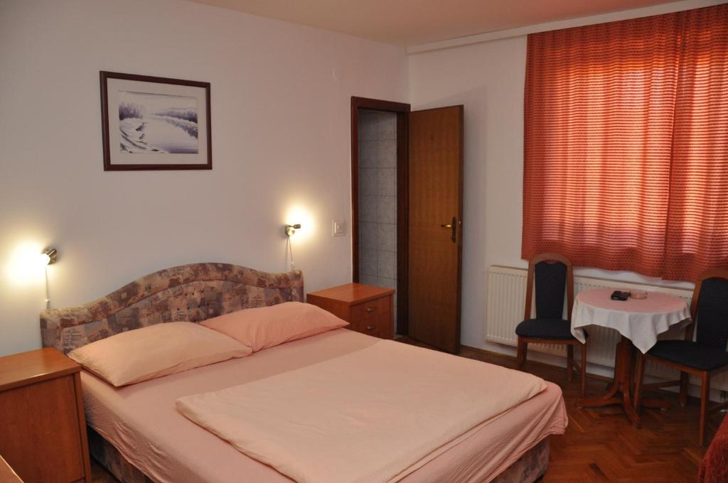 Pansion Antonio Bed & Breakfast Slavonski Brod Luaran gambar